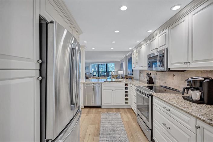 Image No.13-3 Bed Property for sale