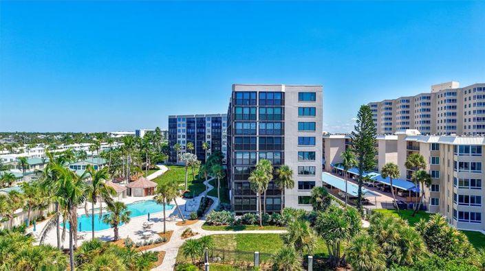 Image No.2-3 Bed Property for sale