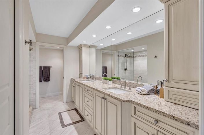 Image No.46-3 Bed Property for sale