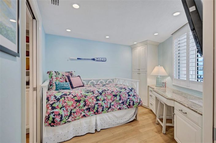 Image No.9-3 Bed Property for sale