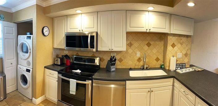 Image No.16-2 Bed Property for sale