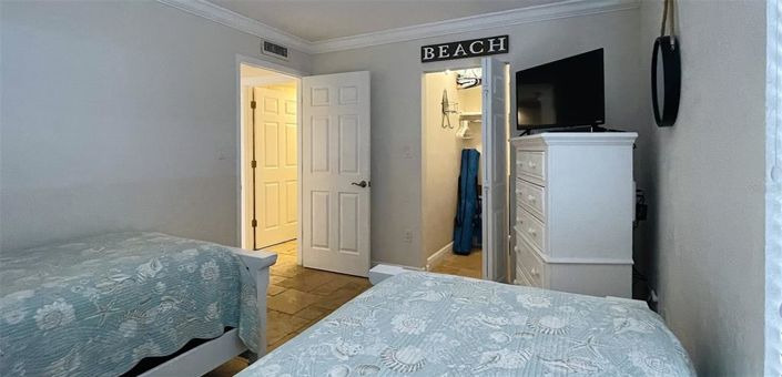 Image No.38-2 Bed Property for sale