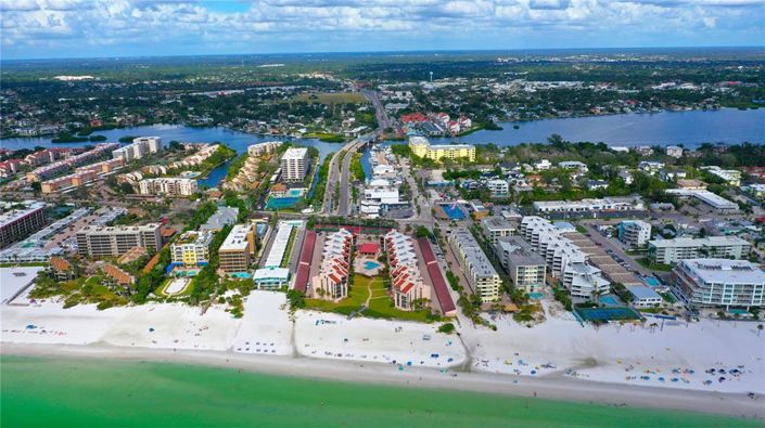 Image No.7-2 Bed Property for sale