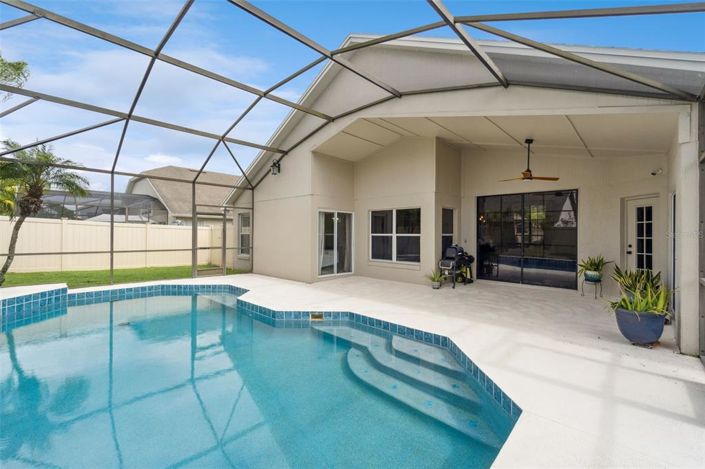 Image No.20-3 Bed Property for sale