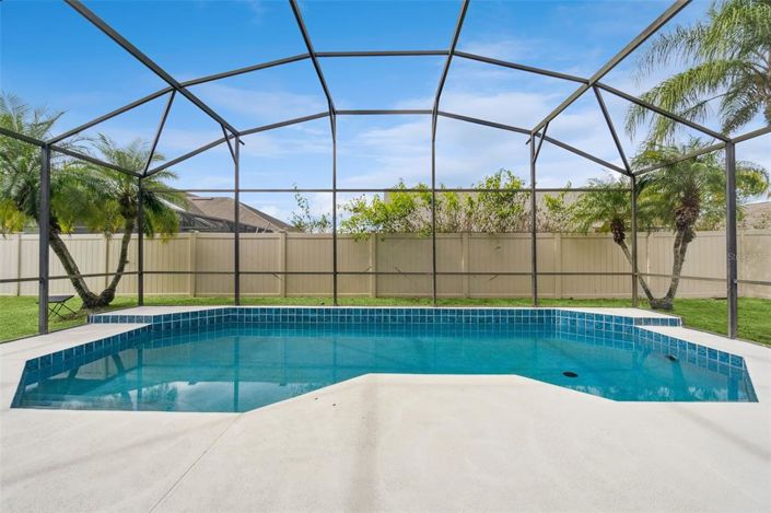 Image No.3-3 Bed Property for sale