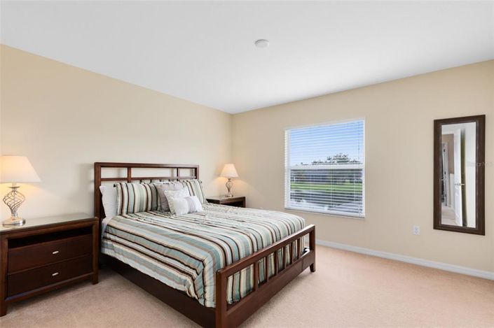 Image No.32-6 Bed Property for sale