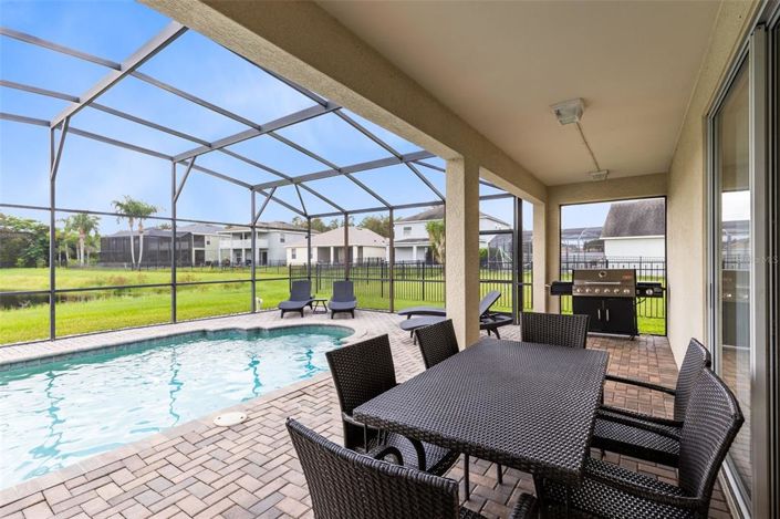 Image No.9-6 Bed Property for sale