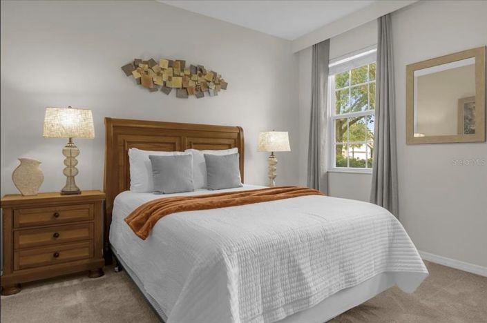 Image No.19-6 Bed Property for sale