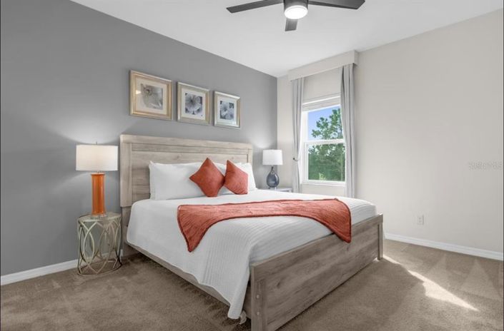 Image No.25-6 Bed Property for sale