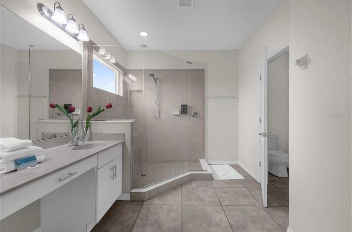 Image No.34-6 Bed Property for sale