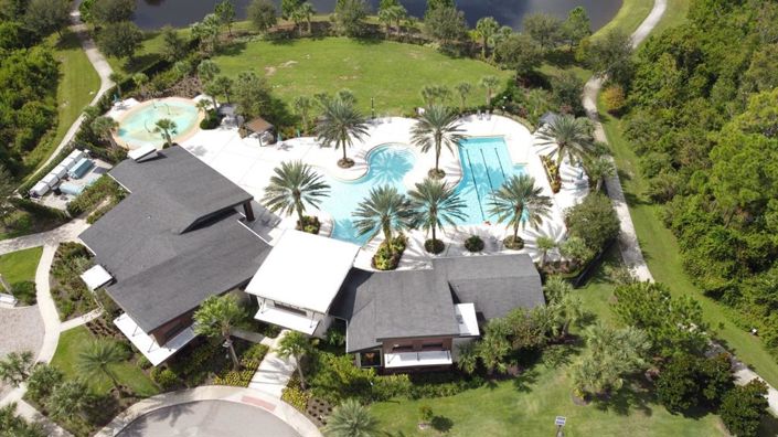 Image No.40-4 Bed Property for sale