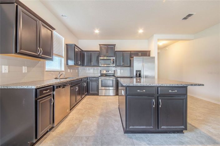 Image No.10-4 Bed Property for sale