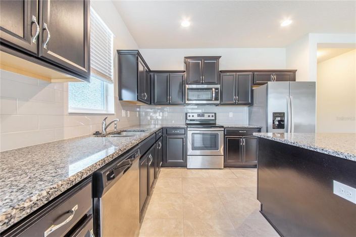 Image No.11-4 Bed Property for sale