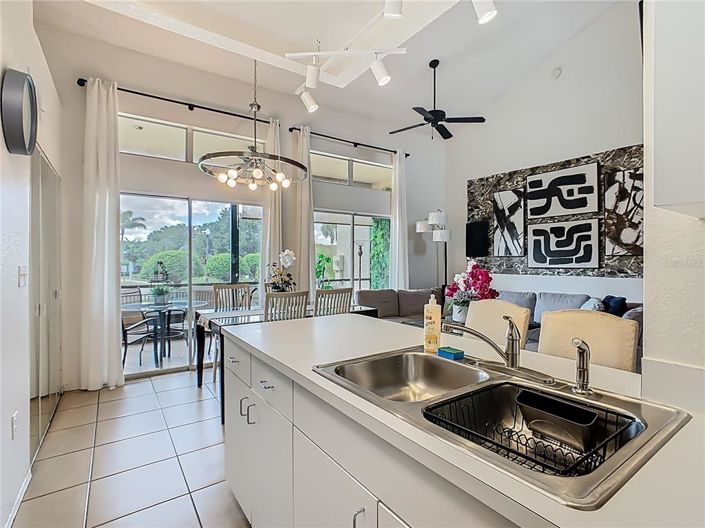 Image No.17-2 Bed Townhouse for sale