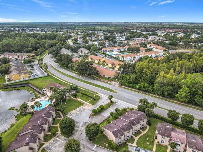 Image No.37-2 Bed Townhouse for sale