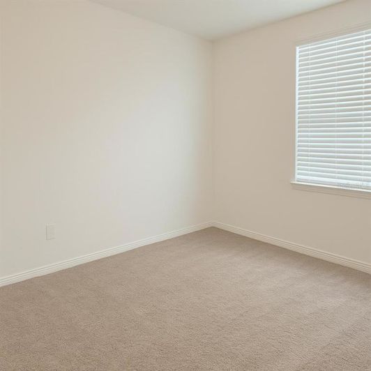 Image No.16-3 Bed Townhouse for sale