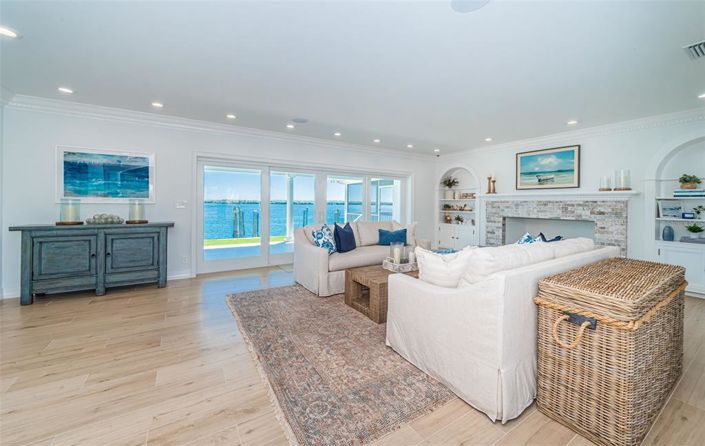 Image No.13-4 Bed Property for sale