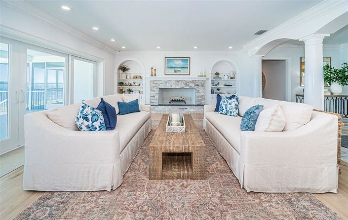 Image No.15-4 Bed Property for sale