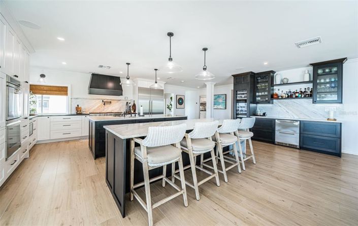 Image No.22-4 Bed Property for sale