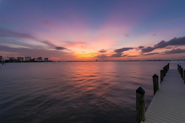 Image No.18-6 Bed Property for sale