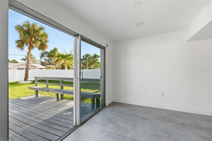 Image No.16-3 Bed Property for sale