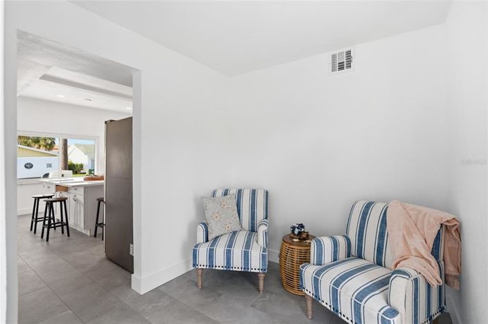 Image No.17-3 Bed Property for sale