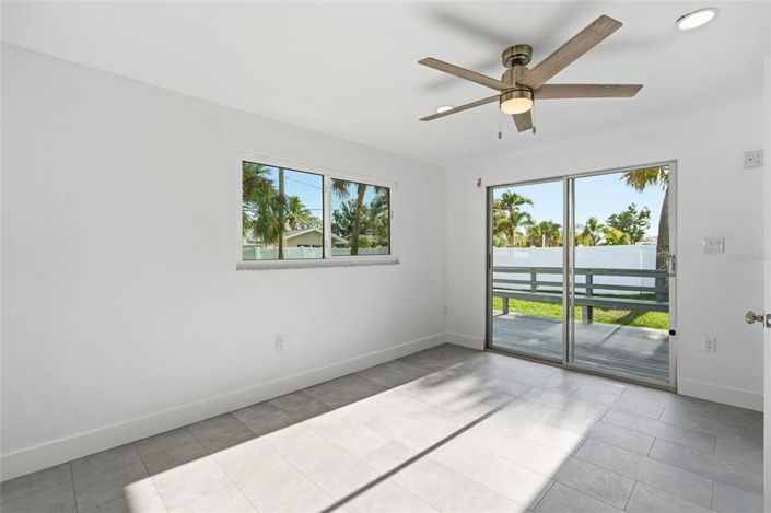 Image No.24-3 Bed Property for sale