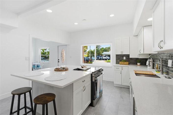 Image No.4-3 Bed Property for sale