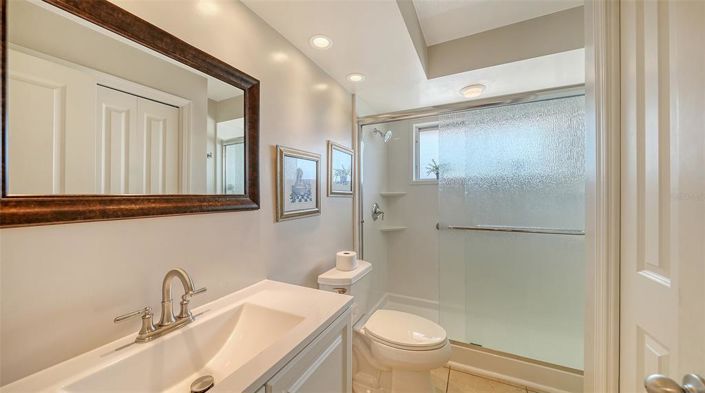 Image No.37-3 Bed Property for sale