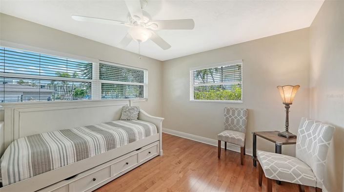 Image No.38-3 Bed Property for sale