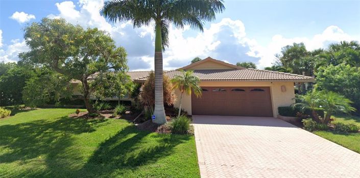 Image No.4-3 Bed Property for sale