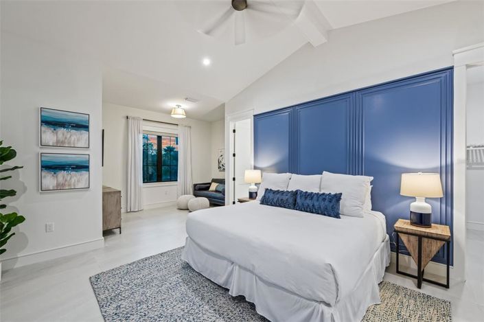 Image No.28-6 Bed Property for sale