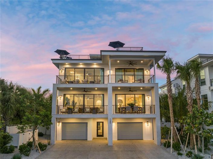 Image No.6-5 Bed Property for sale