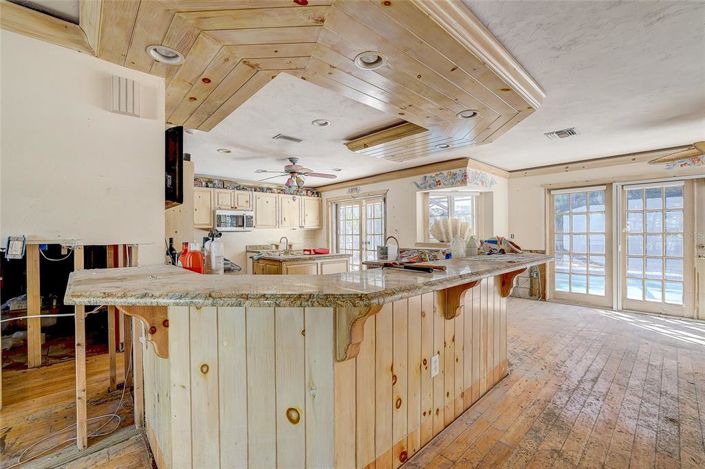 Image No.18-2 Bed Property for sale