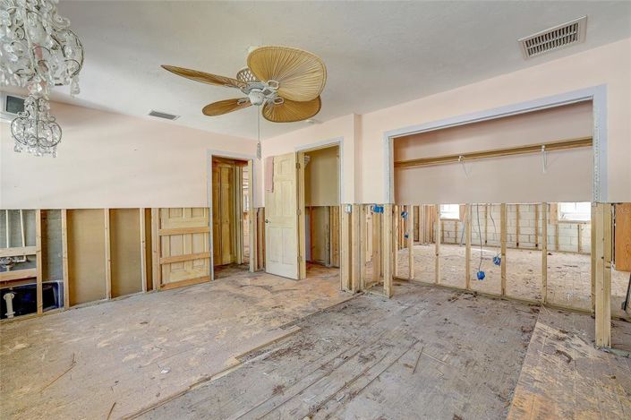 Image No.21-2 Bed Property for sale