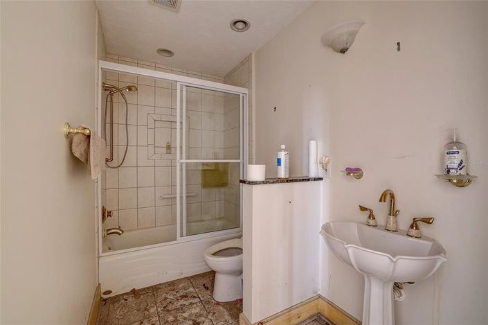 Image No.24-2 Bed Property for sale