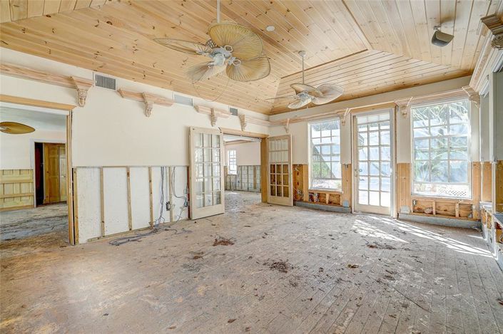 Image No.31-2 Bed Property for sale