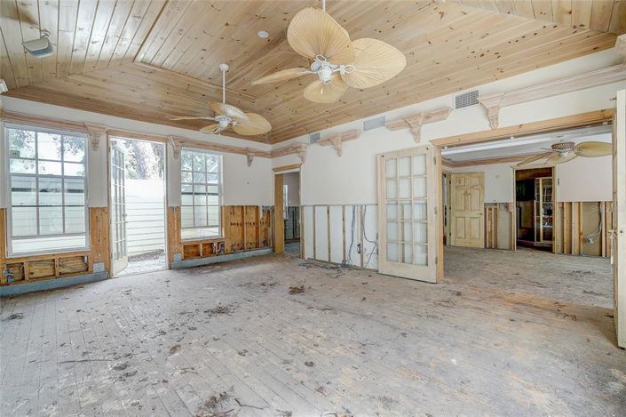 Image No.32-2 Bed Property for sale