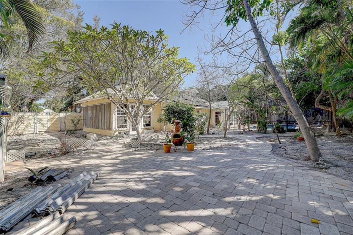 Image No.37-2 Bed Property for sale