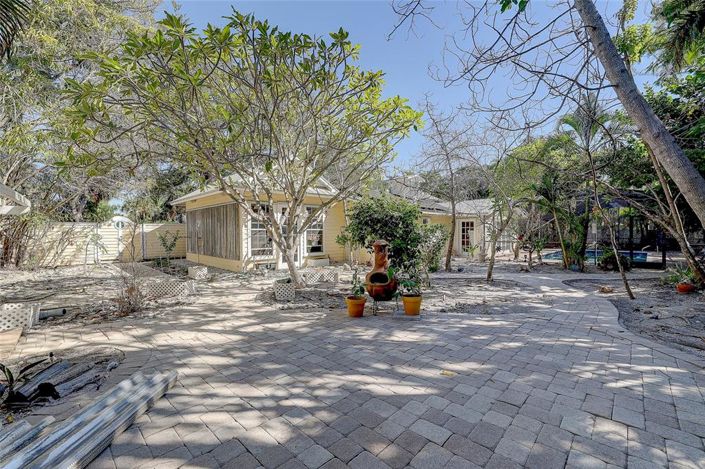 Image No.38-2 Bed Property for sale