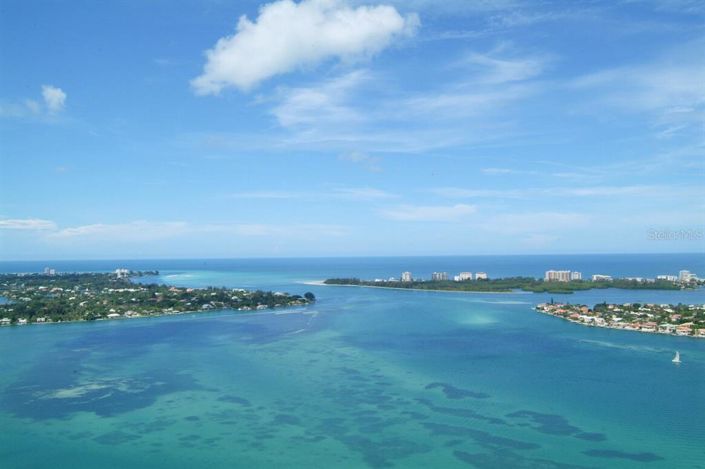 Image No.38-3 Bed Property for sale