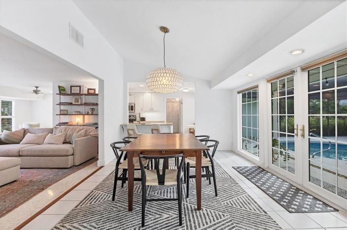 Image No.19-3 Bed Property for sale