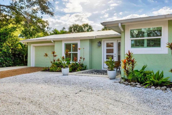 Image No.2-3 Bed Property for sale