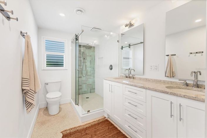 Image No.23-3 Bed Property for sale