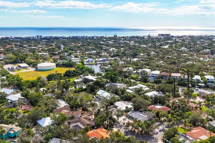 Image No.48-3 Bed Property for sale