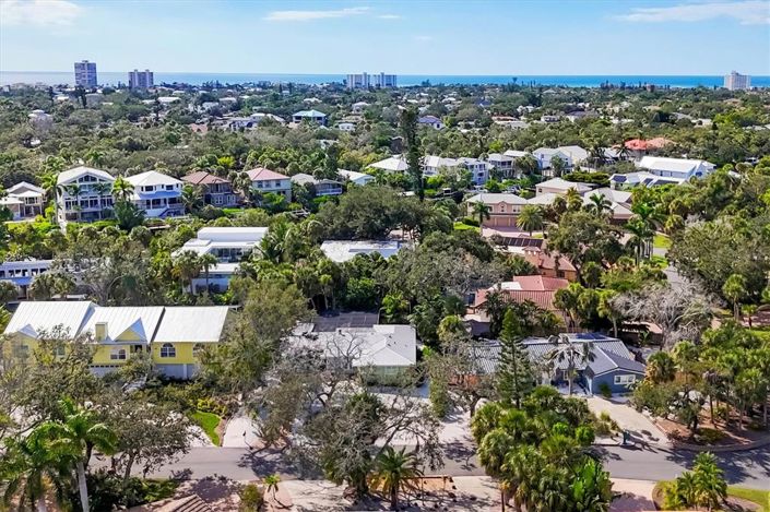 Image No.50-3 Bed Property for sale