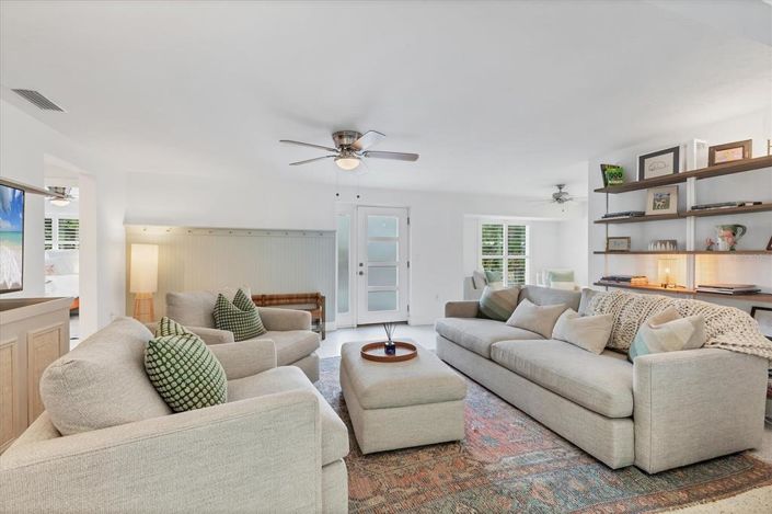 Image No.7-3 Bed Property for sale