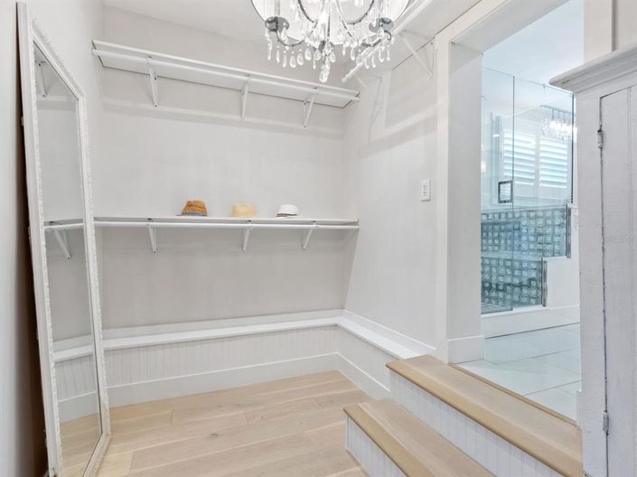 Image No.38-4 Bed Property for sale