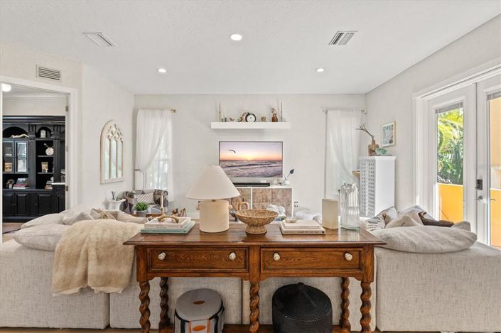 Image No.18-4 Bed Property for sale