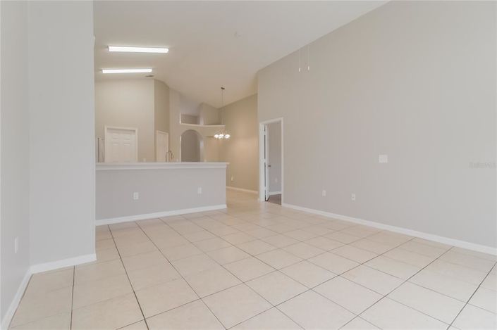 Image No.5-4 Bed Property for sale